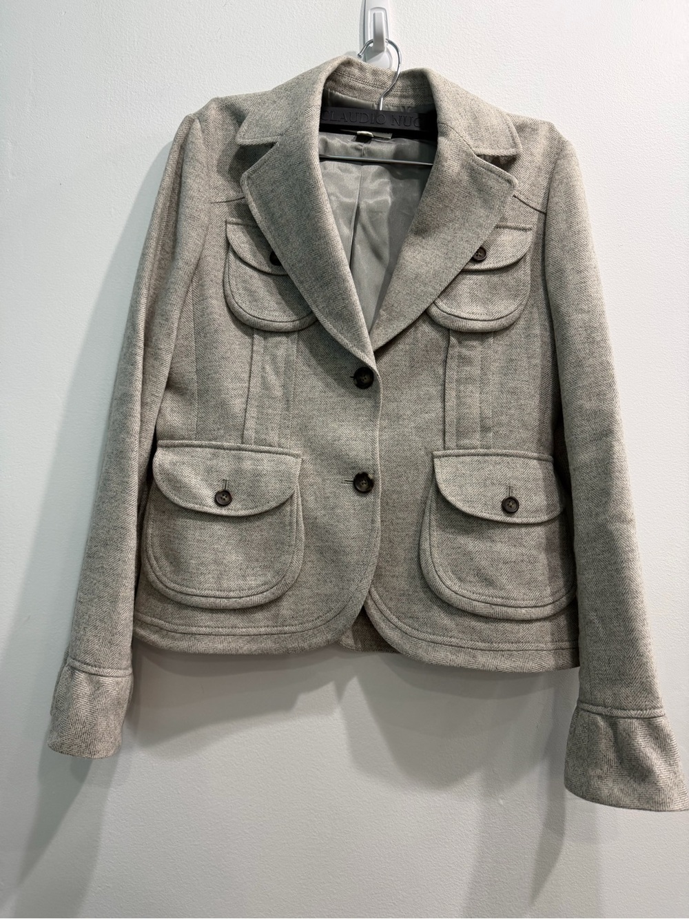 Banana Republic Heather Gray Wool-Blend Blazer with Flap Pockets